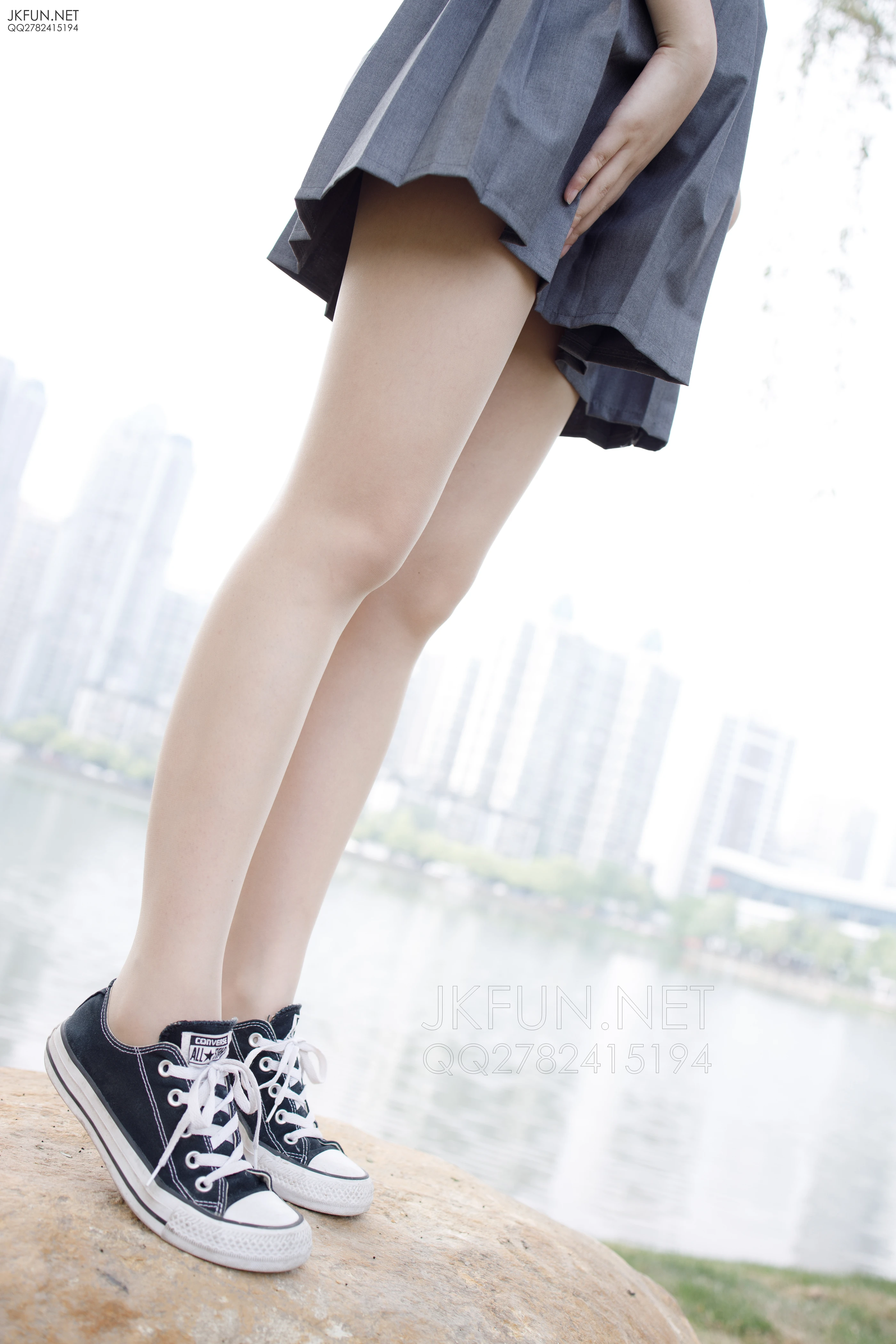 森萝财团 [JKFUN-005] 卉子 10D肉丝 [116P 1V]插图2